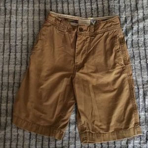 American eagle khaki shorts.